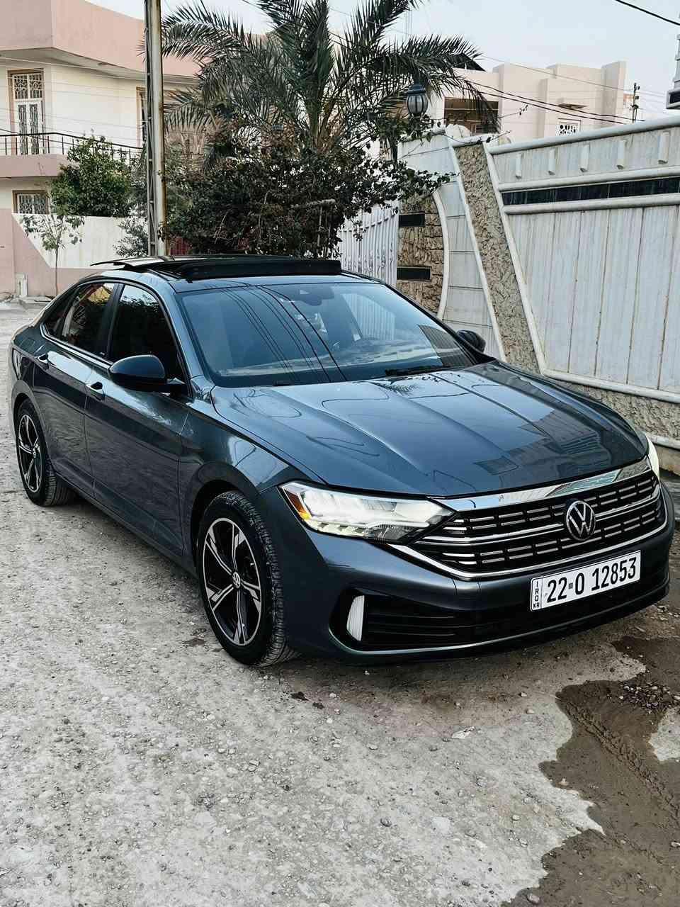 جيتا ٢٠٢٣ فئة comfortline
مواصفات السيارة

-محرك ١٥٠٠ تيربو 

-فتحة سقف 

-رادار امامي خلفي 

-مودات قيادة (eco-normal-spor -)

-كشنات جلد تدفئة 

-تدفئة بالستيرن

-تحكمات ستيرن (تحديد مسار-مانع انزلاق-تحديد السرعة-تحكمات الصوت -تحكمات شاشة العداد والاعدادات )

-اوتو ستوب انطفاء عند التوقف (تفعيل الوضع الاقتصادي)

-هاند بريك بصمة 

-ابواب السيارة بصمة

-كشن السايق كهربائي 

-اناردة داخلية ١٠ الوان 

-شاشة لمس 

-اشارة ترحيب عند دخول السيارة 

-حادث السيارة   سطحي قطعة وحدة البنيد مرفق بالصور بدون دواخل رقم الشاصي 3VWSM7BU0PM054148

السيارة تحويل بأسمك ثاني يوم 

الحادث موضح بالصور

مكان السيارة :سامراء 

السعر ١٦٧$ 

رقم التواصل ***********
