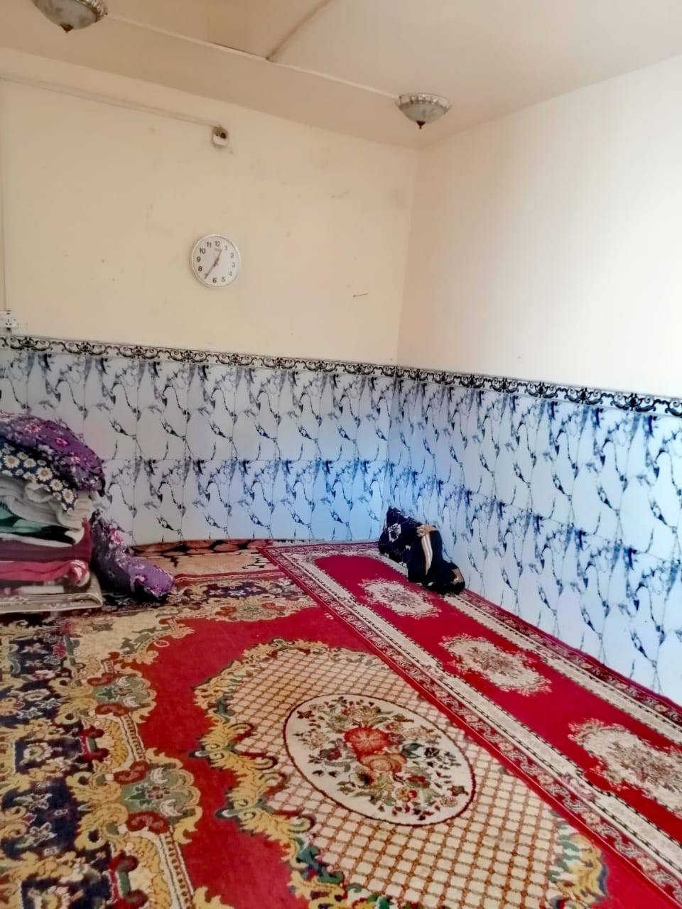 بيت لليجأر حاوي العباس تعبر شارع الوارد قريب الشط مال عائله صغيره الرقم ***********
