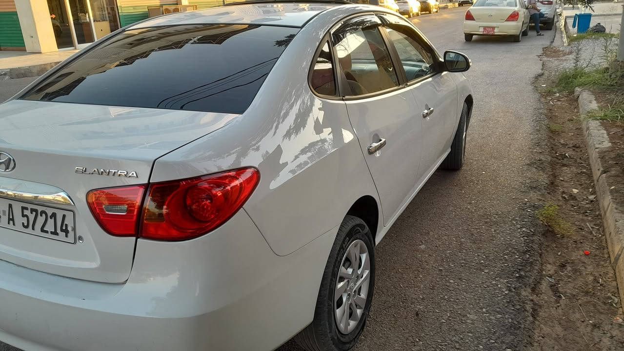للبيع النترا موديل 2010 دكشن عالي كير توماتيك مكينه وشرط
عليها غرامات 400 $ دولار ينزل من السعر 
سلايت تبريد ثلج 
رقم وسنويه جديد تحويل مباشر 
رقم دهوك بيها 3 قطع بخ بدون دواخل
السعر 90 ومجال جدا بسيط 
مكان السياره زاخو 
رقم تليفون *********** واتساب
رقم اسيا***********
