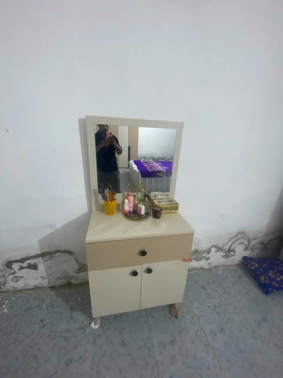 غرفه تركيه صار شهر من شديته جديده بعده شرط مكان كربلاء فريحه ***********سعره ٧٢٥بيه مجال
