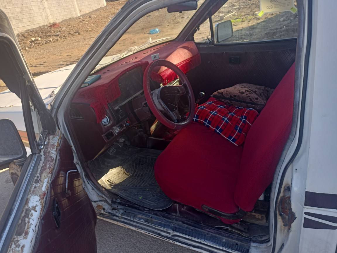 بەناوی خودا 
نیسان تاک مۆدێل ١٩٩٠ 
ئارم پلاسیک هەولێر 
گێرو مەکینە و شانسی و ئەکسلی بەشەرت ١٠٠ فیتەر کارەبای هەموو گیانی مەزبوت 
٤ تای لۆک لە ژێرە ماڵی کەسابەتە تەقەو ڕەقەی بەشەرت پێش و دوای چرکەی تیانیە تازە داگیراوە لایت و فلچەو ئیشارەت و کارەبای هەموو ئیش ئەکات پاتری لۆک بەرگە دەرگاو تاقم کوشن لۆک تێگیراوە داشبڵ لۆک 
ناونیشان سلێمانی تاسلوجە 
ڕەقەم خاوەنی 
0777 151 98 58
0750 909 05 95
جوابی کۆمێنت و نامە نادەمەوە تیل بۆ خاوەنی بکە السليمانية, العراق
