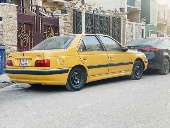 سلام عليكم بيجو بارص 2015 بسمي رقم نكليزي مصفر هية غرامات السياره احلى من صور مكاني الامين الثانيه سكينه السياره بيها بس الهلالات كير مكينه صدر تخم تاير شاشا السياره مال بيت سعر 48 وبيها مجال حك جيتك *********** بل عافيه ع ياخذها
