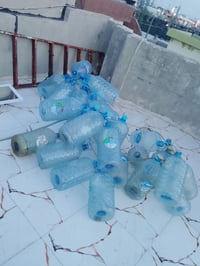 قوارير لبيع الي يريد يخابرني 07744496193