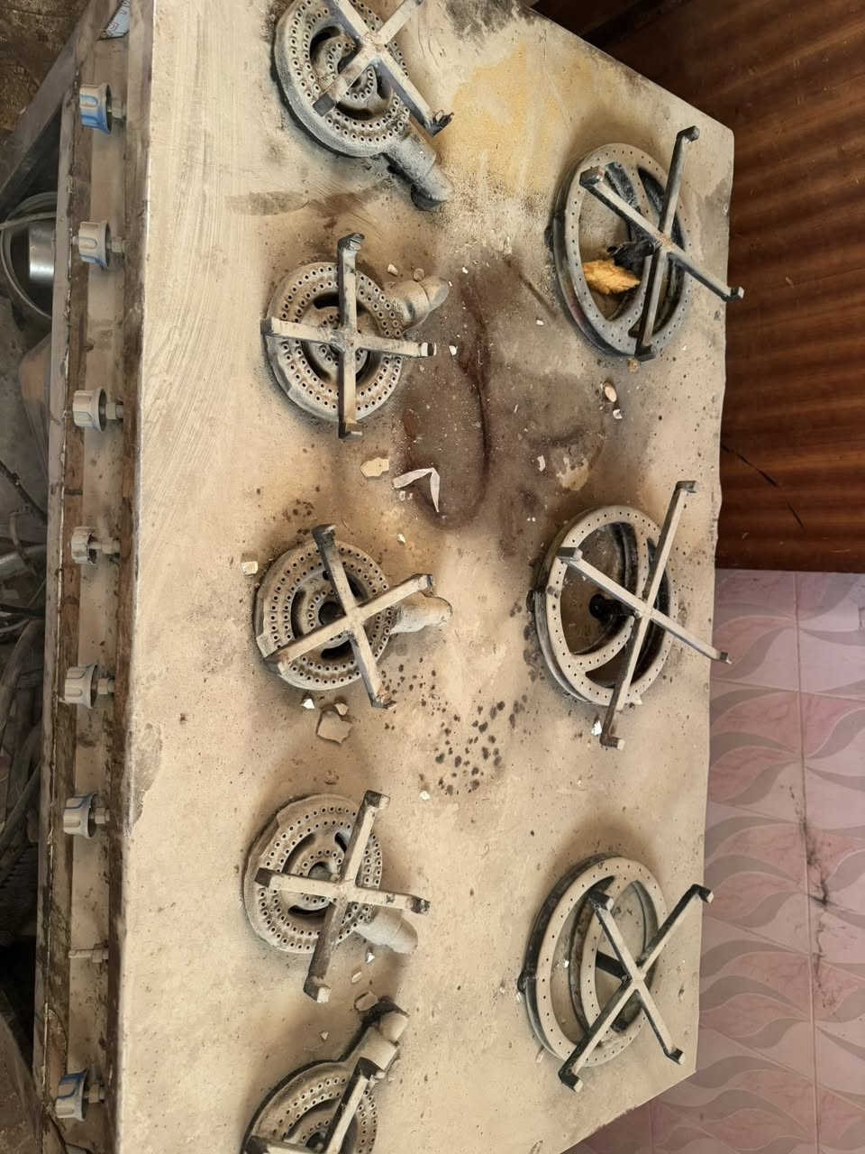 لبيع طباخ كنافه اطباق
العنوان كربلاء ***********
