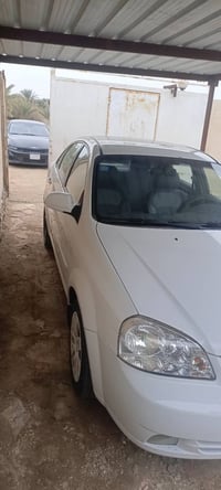 اوبتره موديل 2011 مكفولة للتوصل 07823488742 السعر 76بيها مجال