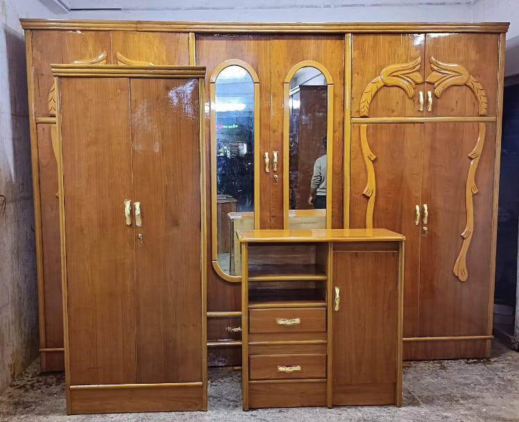 غرفة نوم للبيع  ***********
