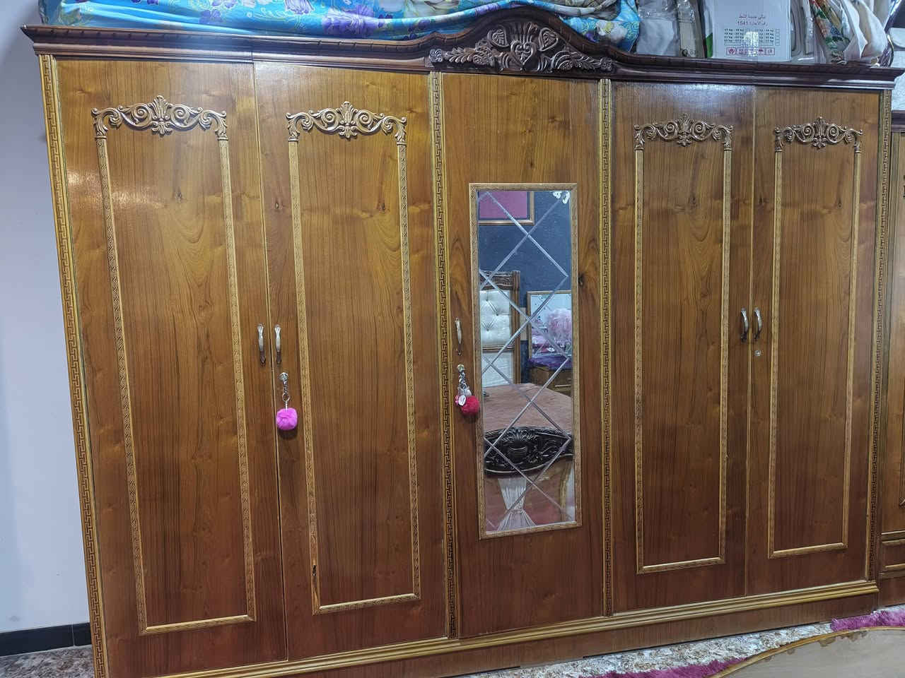 غرفه صاج انجاره خشب درجه اوله عل ايدي احله منل صور 10 قطع محتاج وريد ابيعه التواصل خاص او اتصال عل الارقام 
***********
***********
