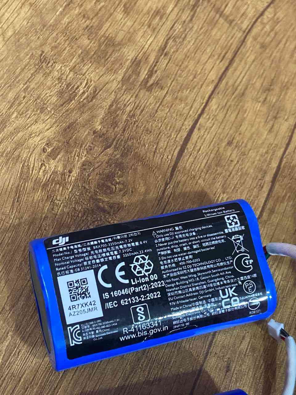 سلام عليكم
بطاريات dji  
10 قطع 
مال صيانة يرهمن للجوستك 
125 مع التوصيل


**إذا كنت صاحب هذا الإعلان وتريد حذفه لأي سبب، رجاءا أرسل رسالة إلى الدعم الفني**