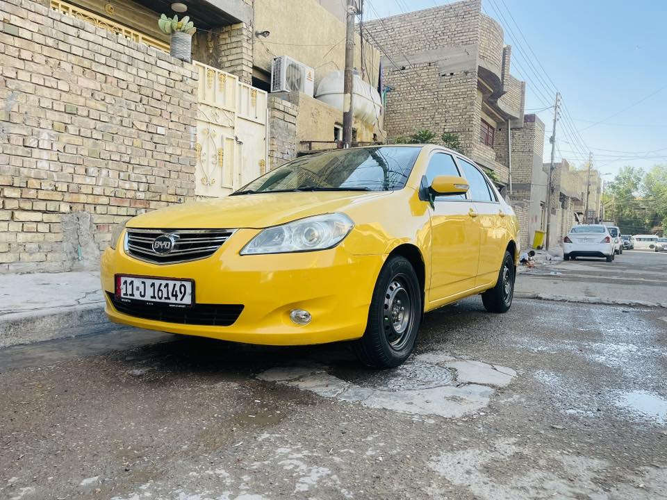 سلام عليكم بي وادي جي 3 مكفواله كفاله عامه 
لا صبغ ولا ضربه مكاني السياره بغداد 
بسمي تحويل ثاني يوم 
***********
