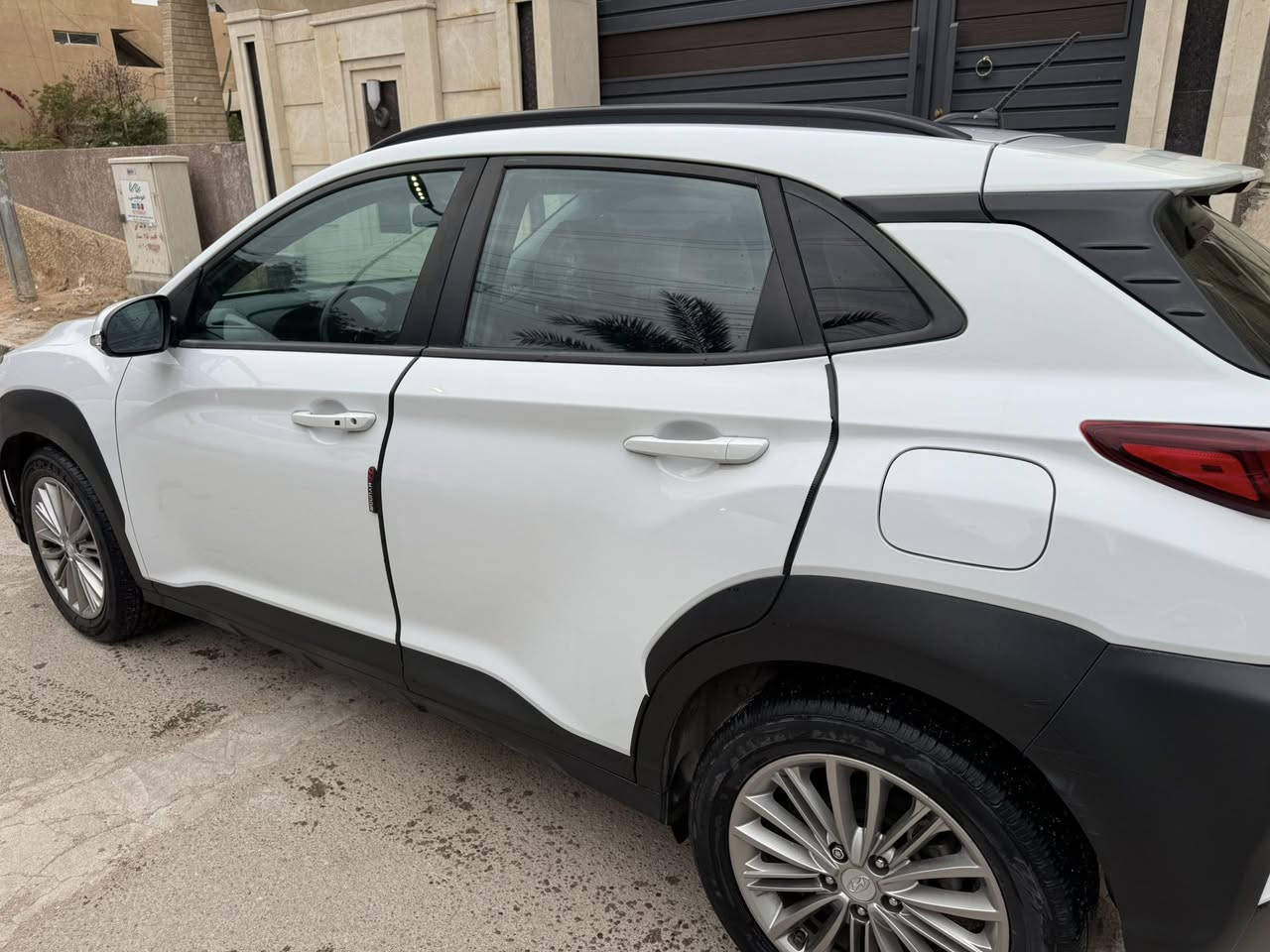 كونا2018 وارد امريكي كلين بدون صبغ حادثها خشم البنيد مكان الوشم الي بالصوره محرك2000 دوش رقم بغداد تحكم ستيرن جهتين نقطه عمياء والمواصفات الباقيه المعروفه بالكونا مكان السياره بغداد زيونه السعر150
للاستفسار ***********
