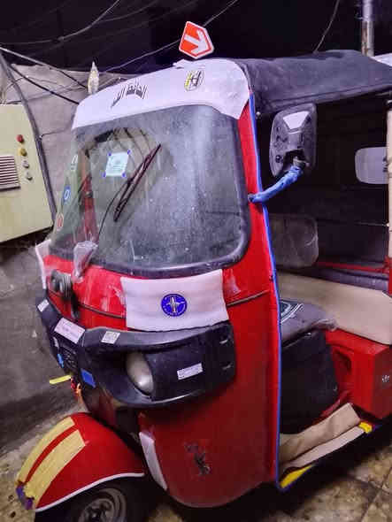 سلام عليكم شباب تكتك موديل 17 شهر 7تكتكً وراق بيهه مكينه مال عشرين مجفت بوشه وستم شركه بيهه وصل مال مصطفى بسمي تكتك معمر تعمري يخبل بوجك تروح ترقم وتطلع على باب الله والاستفسار على سعر رقم ***********
