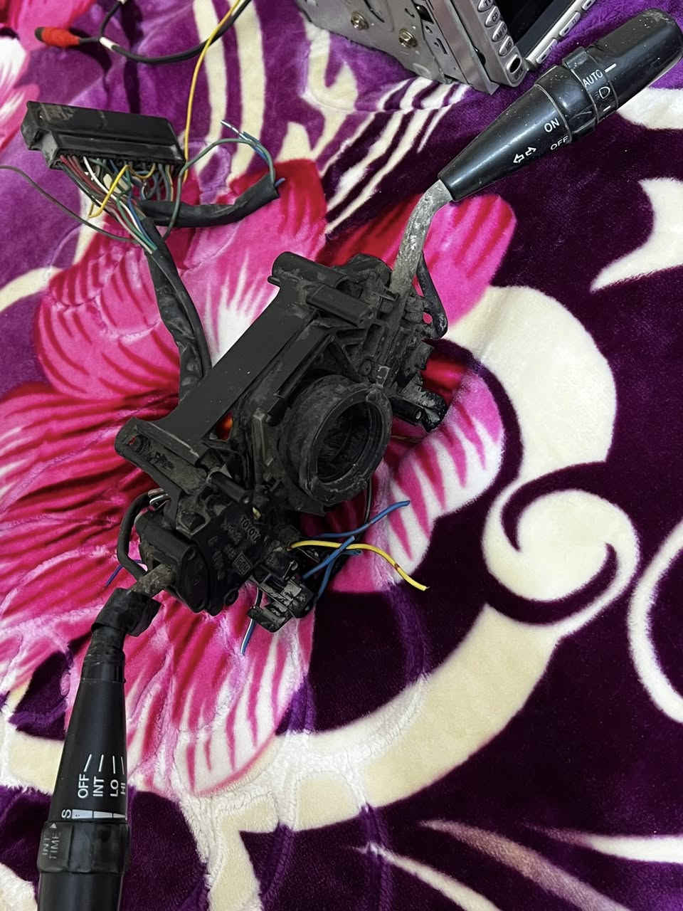 غراض كرستا ياباني للبيع
مسجل الاصلي سعره 50 وباقي الغراض كلهن ع 25 الف 
مكاني البصره 
***********
