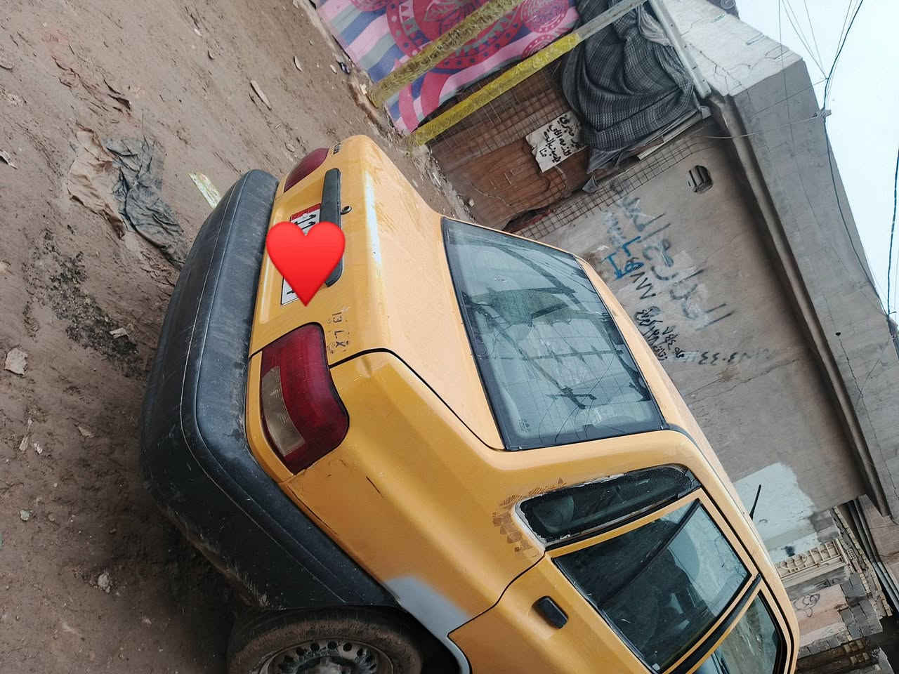 سلام عليكم سياره سايبه جاهزن من كلشي  مديل
2013  السعر 

30 الرقم 
,***********
