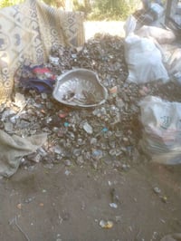 جلادي كمية تقريبا طن ونصف للبيع مطروح قواطي خبط 07832151273