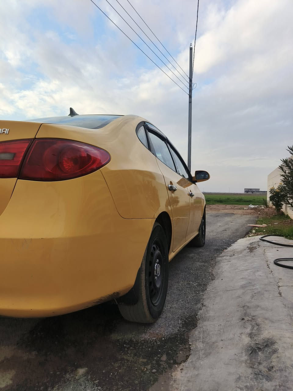 لنتره موديل ٩ كله ليبل واحد رقم ديالى سعر ١٠٠ بيه مجال *********** مكان بغداد يم لبوابه مال شعب
