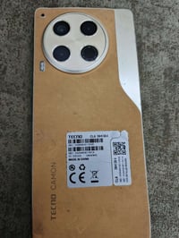 كامون ٣٠ برو • ذاكرة ٢٥٦ • ميشحن