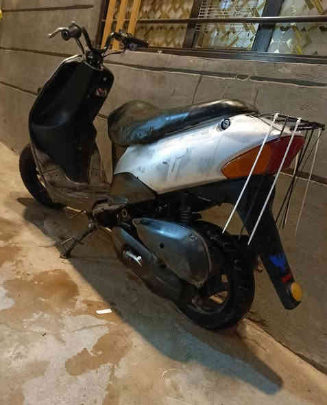 دراجه ساسوكي محرك مجفت جديد كابريتر جديد اول هندر سرعه(60)مكان تكريت صقور سعر (200)
***********
