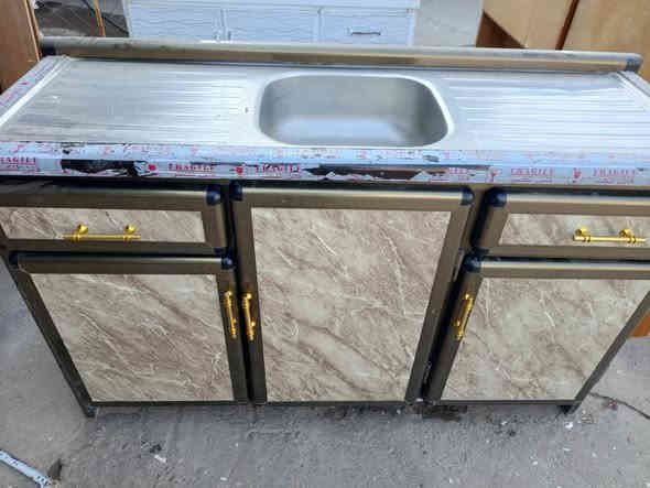 مستعد لشراء الكاونترات
متاح .
كاونتر ابو السنك وملحق فقط .مستعملين .(سنك وملحق فقط )السعر 150 الف قفل .العنوان قادسيه 2 قرب جامع ذياب العراقي 
***********
***********
