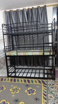 سرير ثلاث طوابق • حديد • اسود/ابيض