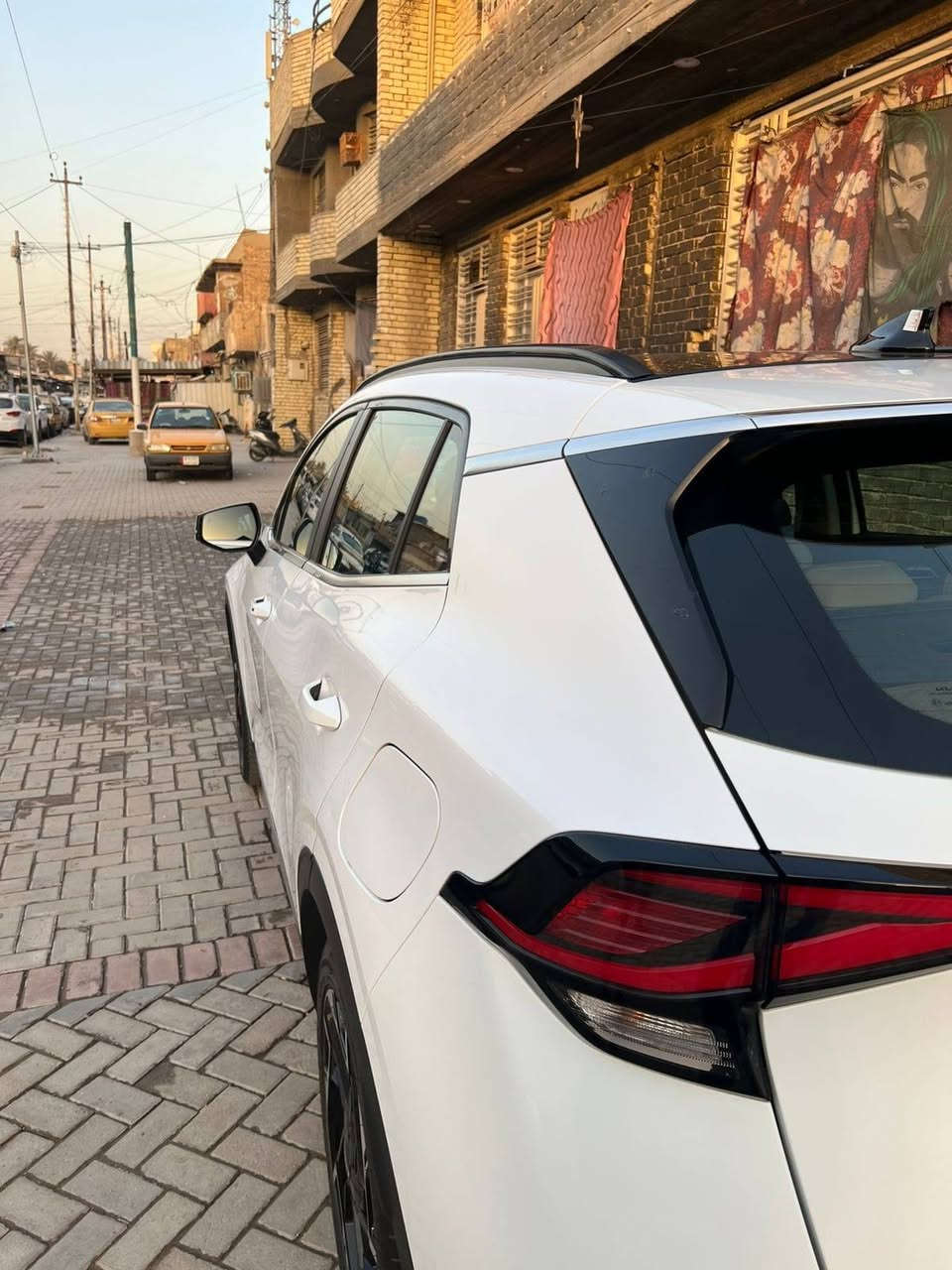 السلام عليكم
للبيع كيا سبورتج موديل 23خليجي وكاله نيم رقم اربيل ماشيه 32الف فول مواصفات مكاني بغداد 
للاستفسار الاتصال 
***********
