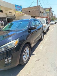 سورنتو 2016  وراد امريكي  حادثهة جاملغ امامي وجاملغ خلفي  محرك 2400  ر...