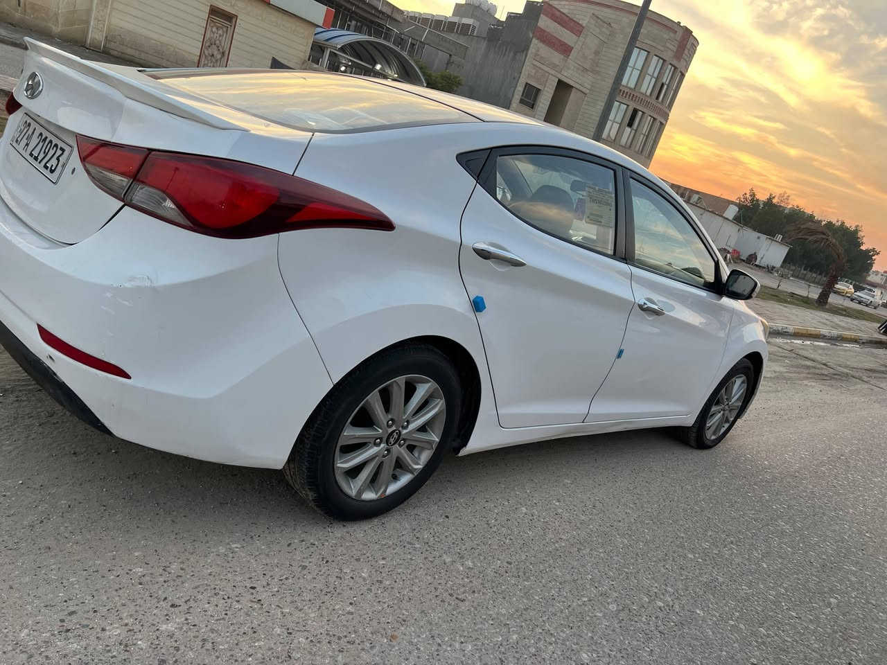 السعر 123

رقم صاحب السيارة 

***********
