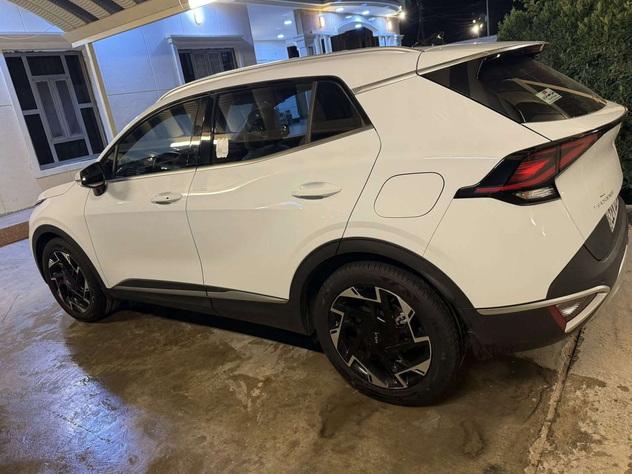 سبورتج موديل 2025 ماشيه 14 الف السياره بالظمان حاله الزيرو فول موصفات بدون فتحه السعر 230 ورقه للاستفسار ***********
