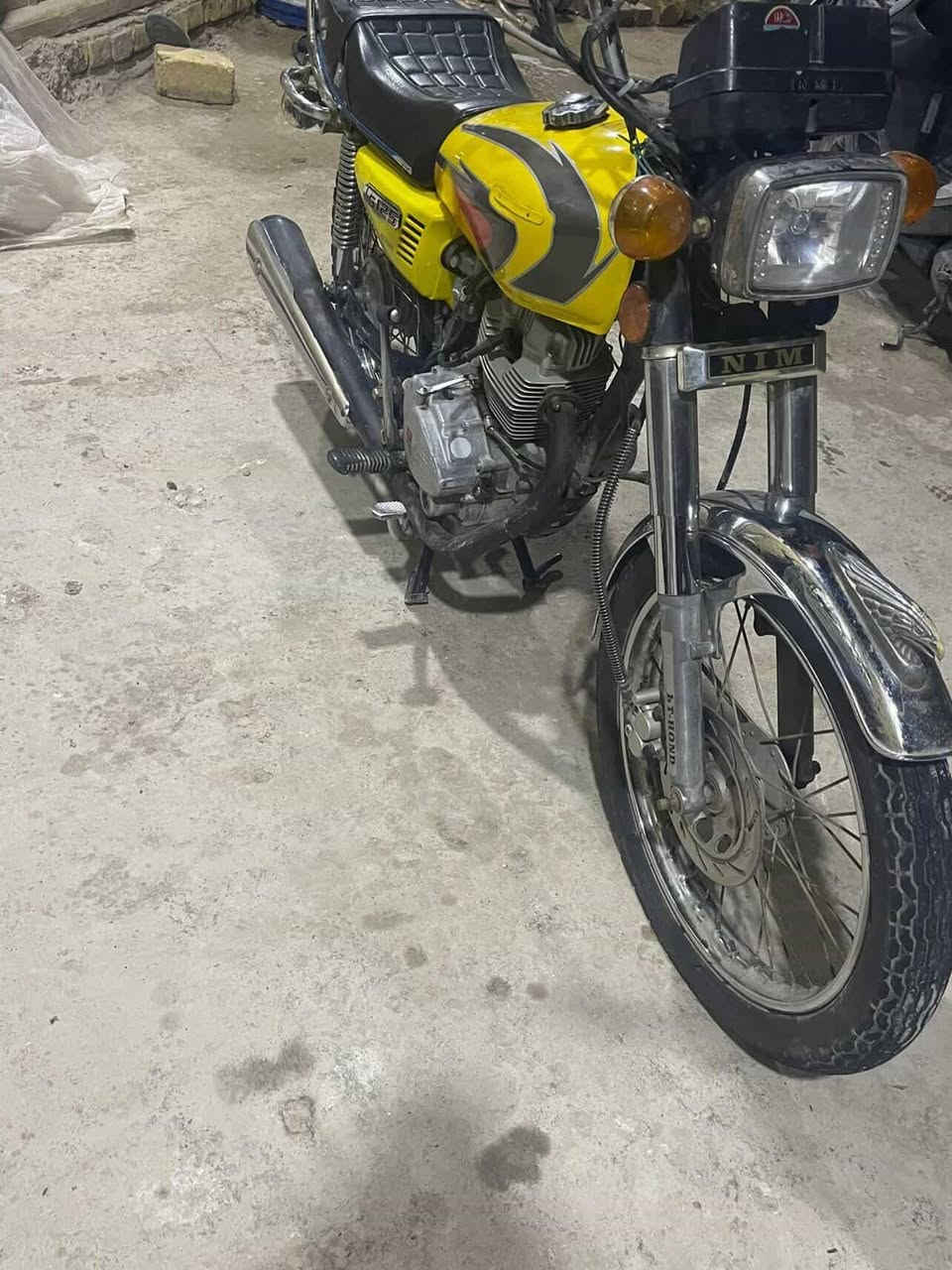 سلام عليكم دراجه خمسه كير هوندا ياباني اوراقه ضايعه جانت عدنه قديمه متروكه وعمرته كهربايته شغله ومكينه ناعمه اكفله الك من كلشي تاخذه من باب البيت. حتى اتكاتب وياك دراجه خير من الله السعر 500 وبيه مجال المنشور ما عجبك اعبره *********** مكاني كوت الخاجيه
