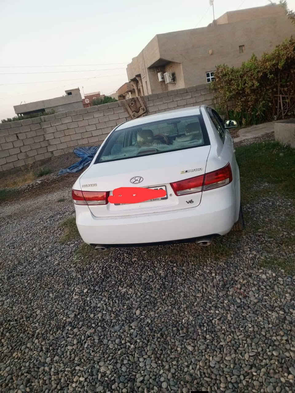 سوناتا موديل 2007
محرك 6/3300 شرط 
كير شرط 
صدر جديد 
تواير جدد
تبريد كمبريسر بي ضعف يعني ما يشتغل 
تدفئه 
فتحه سقف 
شاشه 
كشن كهربائيّ تدفئه تبريد
تحكمات ستيرن 
بيه صبغ عام تكشير 
وارد امريكي 
رقم اربيل دولي 
تواير جدد 
لايت زنون
مثبت سرعه 
السعر 95وبيه مجال قليل
***********
