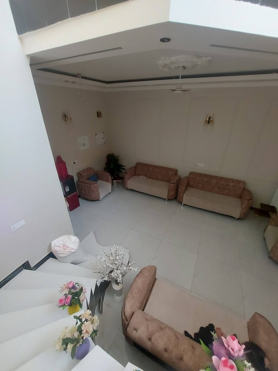 بيت للبيع طابقين الشموع شارع 30
المساحه 200.    الوجه ٧ ونص     ونزاله  ٢٨
اربع غرف  وصالتين 
للاستفسار اكثر الاتصال ***********
