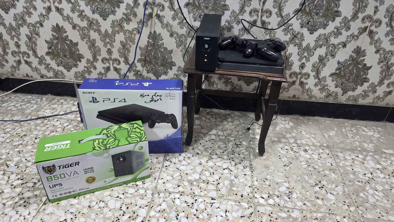 السلام عليكم بلي فور مهكر للبيع ذاكره 500 بيه 5 العاب مع جوستيكات ثنين وكامل ملحقات مكاني بغداد البلديات رقمي *********** وموجود توصيل لكل المحافضات
