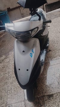 دراجه مكفولة السعر ٦٠٠ وبيهه مجال المكان البلديات  ٠٧٧٠٤٦٤٧٩٣٣