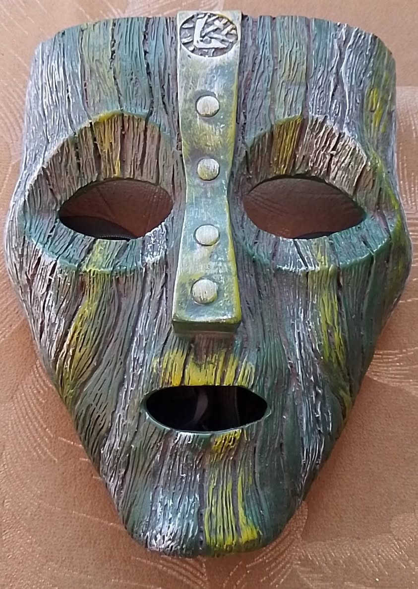 مجسم شخصية اكوا مان 
مجسم فلم باك تو ذة فيوچر
مجسم شخصية فلم it
قناع الرجل الاخظر
للبيع  الاتصال على رقمي ***********
او مراسلتي على الواتساب على نفس الرقم
