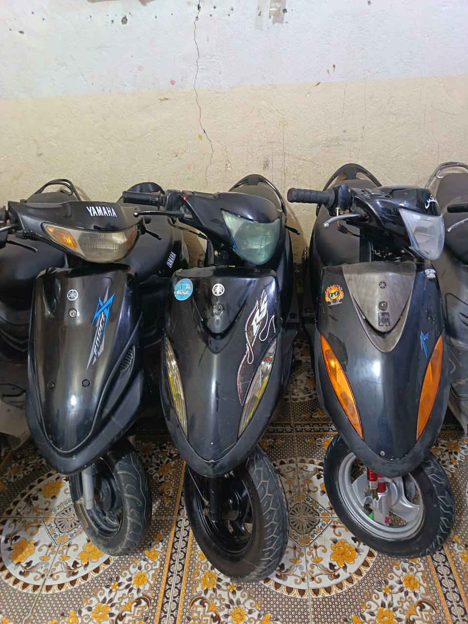 السلام عليكم دراجات للبيع ابيع شلعه أو مفرد كلمن وسعره الاسعار من 550 إلى 750 اوراق  المكان حي المعلمين الجديد ***********
