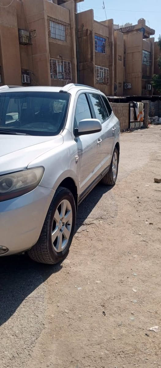 السَلآْم عَلْيُكّمٌ وٍرٍحَمُةّ الله وٍبُرٍكآتُهْ
#سنتافي2010

شرط طك كارتون 

ادوات ادوات

كصة جنطه

دخول جديد 

متوم شمالي انكليزي ع الشاصي

7راكب  تبريد

* كير مكينه شرط كارتون

* كشنات جلد

* حساسات خلفيه 

* تحكم ستيرن

* تبريد ثلج 

* حداديه 100%

* تخم تاير كرتون

سياره مال جناي ماناقصه برغي شرط

الــســ؏ـر 45وبي مجال حق الجيه

المـــڪـان بابل

الاتصال///***********
