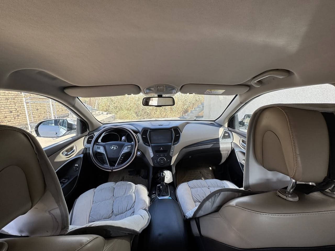 سلام عليكم
سنتافي 2018 خليجي
فول مواصفات ماعده بانوراما
بيه بارد بل جاملغ نص من جاملغ 
مكان سياره 
بصره 
قضاء_المدينه
السعر 
$225
رقمي
***********
