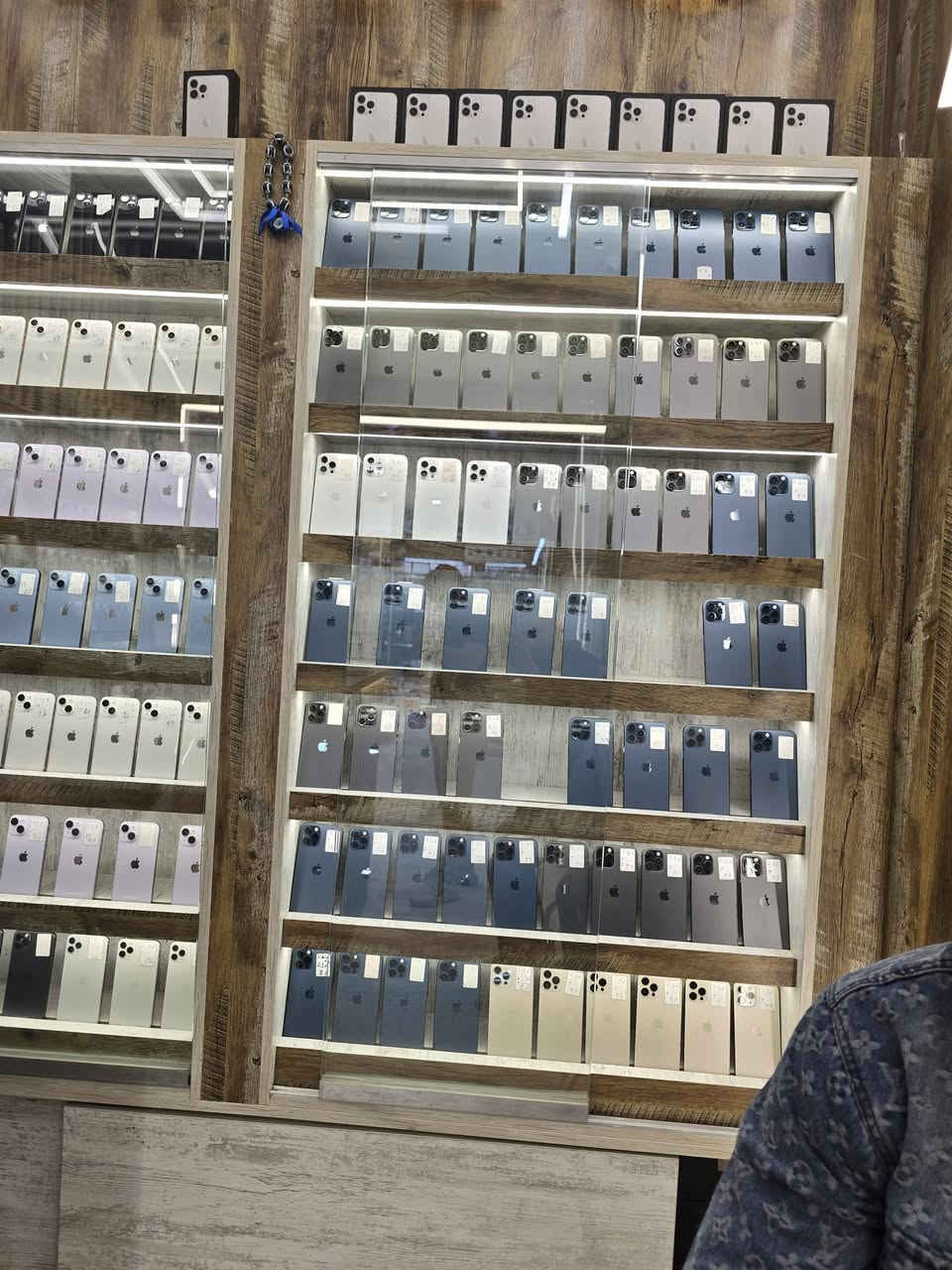 يتوفر جميع الجهزه.     وعروض نار
شركه عهد الجهلاوي    ***********
