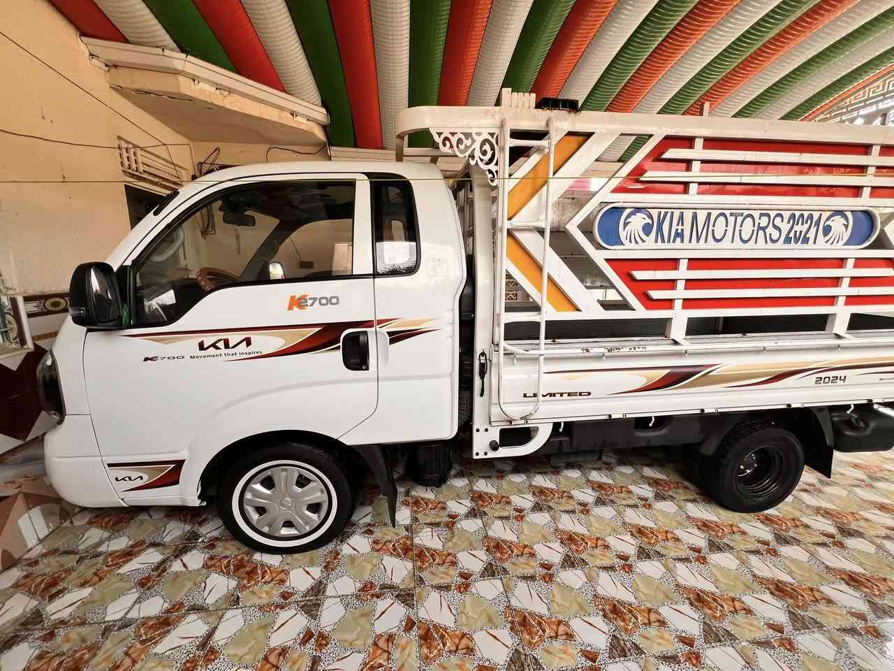 السلام عليكم كيه حمل موديل 2024 بسمي مداوره ثاني يوم مكفوله كفاله عامه سنويه الحد 2030 سياره باكيت عله ايدي ماشيه 60 الف رقم بغداد مكاني ميسان السعر 165 وبيهه مجال حق الجيه ***********
