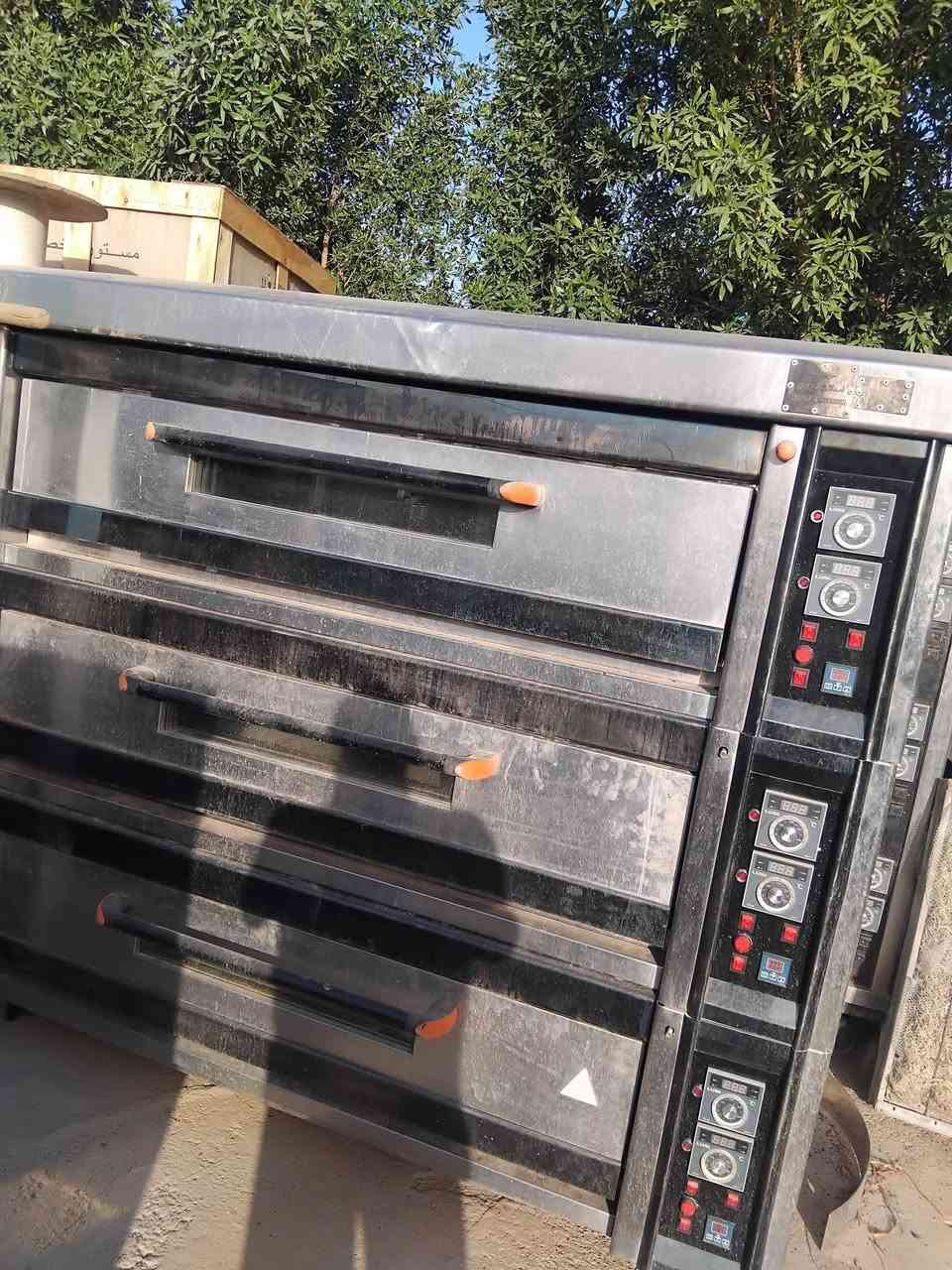 فرن ابو النجمه للبيع او المراوس 
 غير متواجد على الفيس
***********
***********
