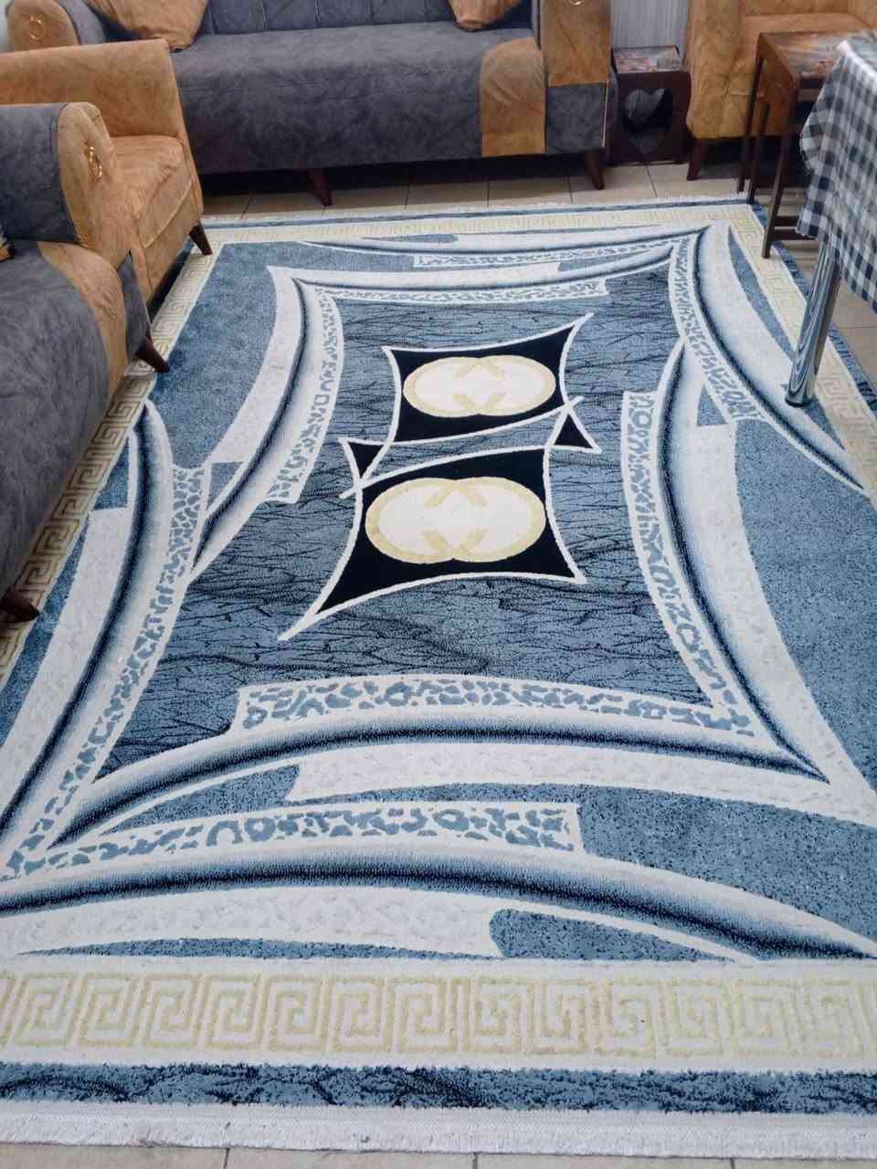 السلام عليكم
عندي هذني الغراض للبيع
تخم 250 وبي مجال
زولية 75 وبيها مجال
ميز طعام 60
العنوان / بسماية
للاستفسار الاتصال على الرقم ***********
