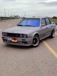 E30 1988 • 6سلندر • كير توماتيك