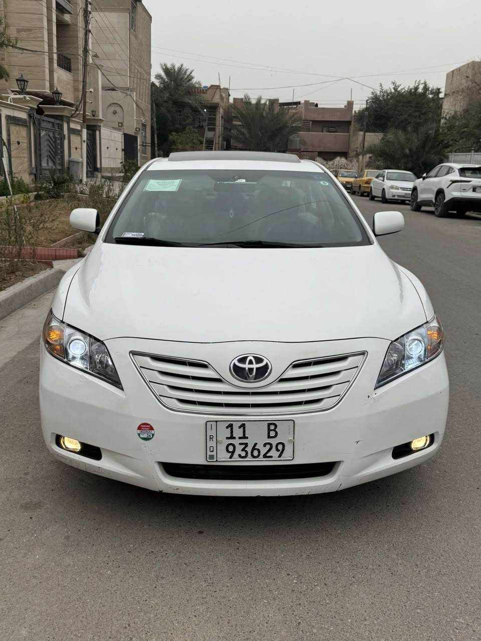 سلام عليكم 
للبيع تيوتا كامري 2009 فوول مواصفات لمتد محرك 3500 سته سلندر بلادي وبدون اي خلل كير بلادي
حداديه خلفي امامي مبدله جديد تخم تاير تدفئه تبريد كله شغال وبلادي كهربائيات كلشي شغال وبدون نقص 
وارد امريكي صور لحادث بلمنشور تلث قطع صبغ فقط بدون تبديل بدون ايرباك وبدون دواخل
سياره جديده ومشيه قليل وبلعافيه للياخذه مال جناي وبدون اي نقص بلسياره من كل النواحي
رقم وهزه جديد سنويه لل2030 تحويل مباشر 
سعر 105 ومجال بسيط 
اخوان لتقيسوه بلمصبوغات حزام وعام وبيهن شواصي لسياره لمتد فول اعلى مواصفات ولون ابيض وبدون ايرباكات وبدون دواخل وبلعافيه للياخذه
مكاني بغداد الشعب مقابيل سوق شلال
***********
