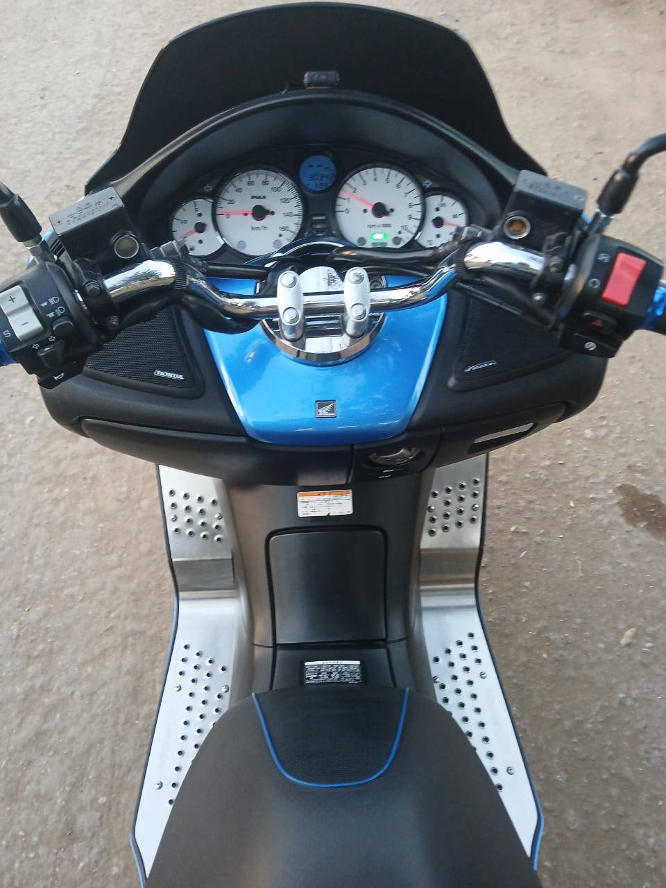 هوندا فورزا 
حاله ممتازه افراج جمركي وارد الخارج


**إذا كنت صاحب هذا الإعلان وتريد حذفه لأي سبب، رجاءا أرسل رسالة إلى الدعم الفني**