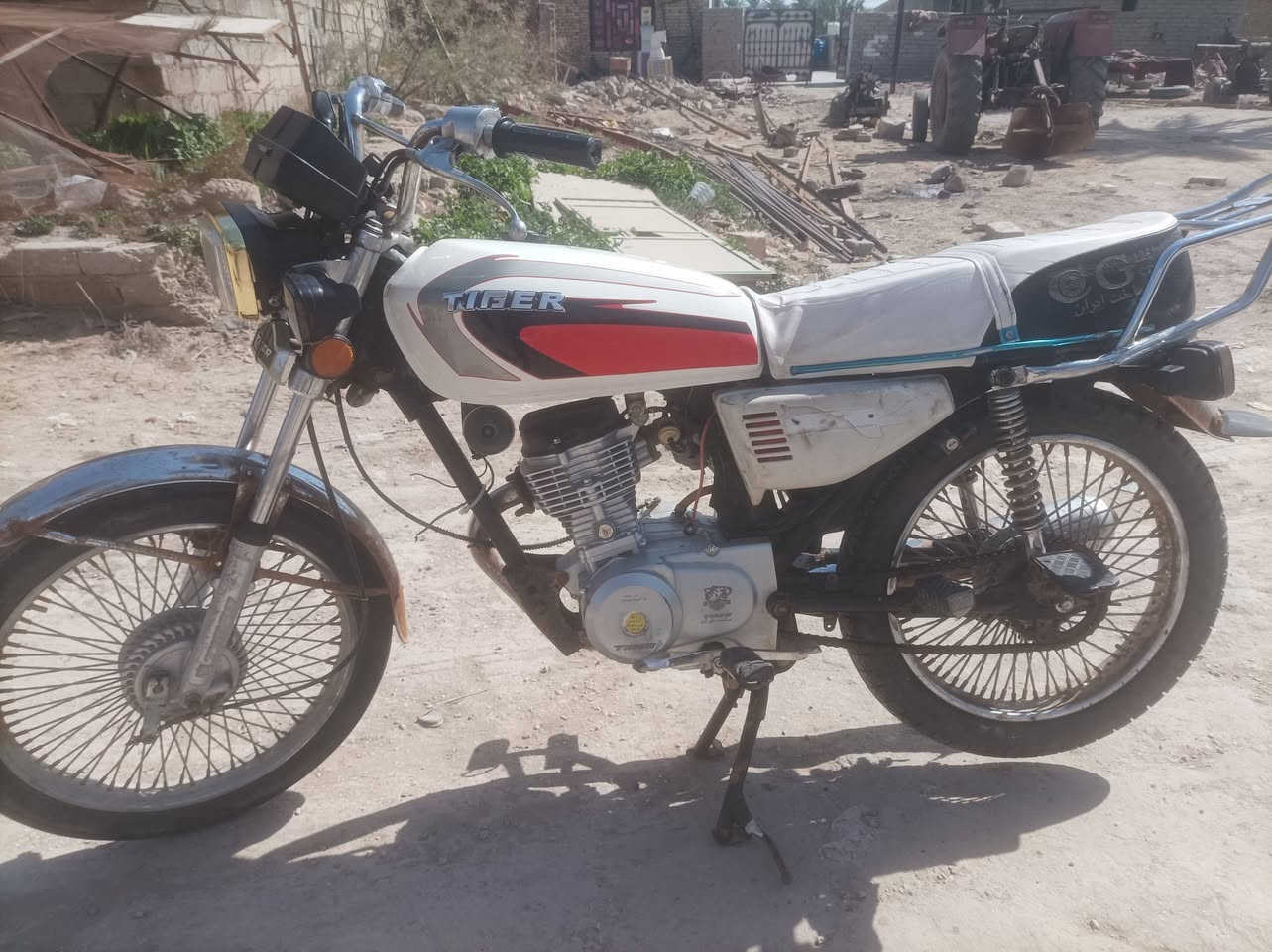السلام عليكم 
دراجه تايگر موديل 21 أوراق اصولي 
دراجه نضيفه وكلشي شغال
مكاني بابل الدبله 
***********
