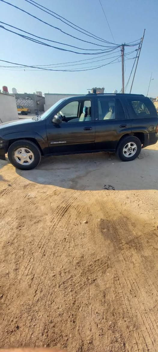 بلايزر مديل 2004 سنويه قبل اشهر من انتهت راعيه موجود *********** رقم بي واتساب فقط  سعر ب ٦٠ البصرة, العراق
