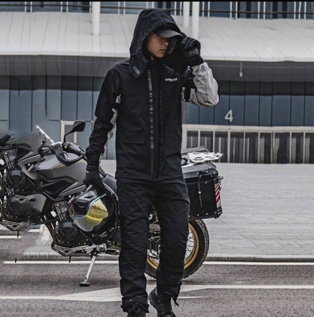 متوفر  بدلة مطر للدراجات النارية من SULAITE، مقاوم للماء، يتكون من جاكيت وبنطال مطر 
قياس XL


**إذا كنت صاحب هذا الإعلان وتريد حذفه لأي سبب، رجاءا أرسل رسالة إلى الدعم الفني**