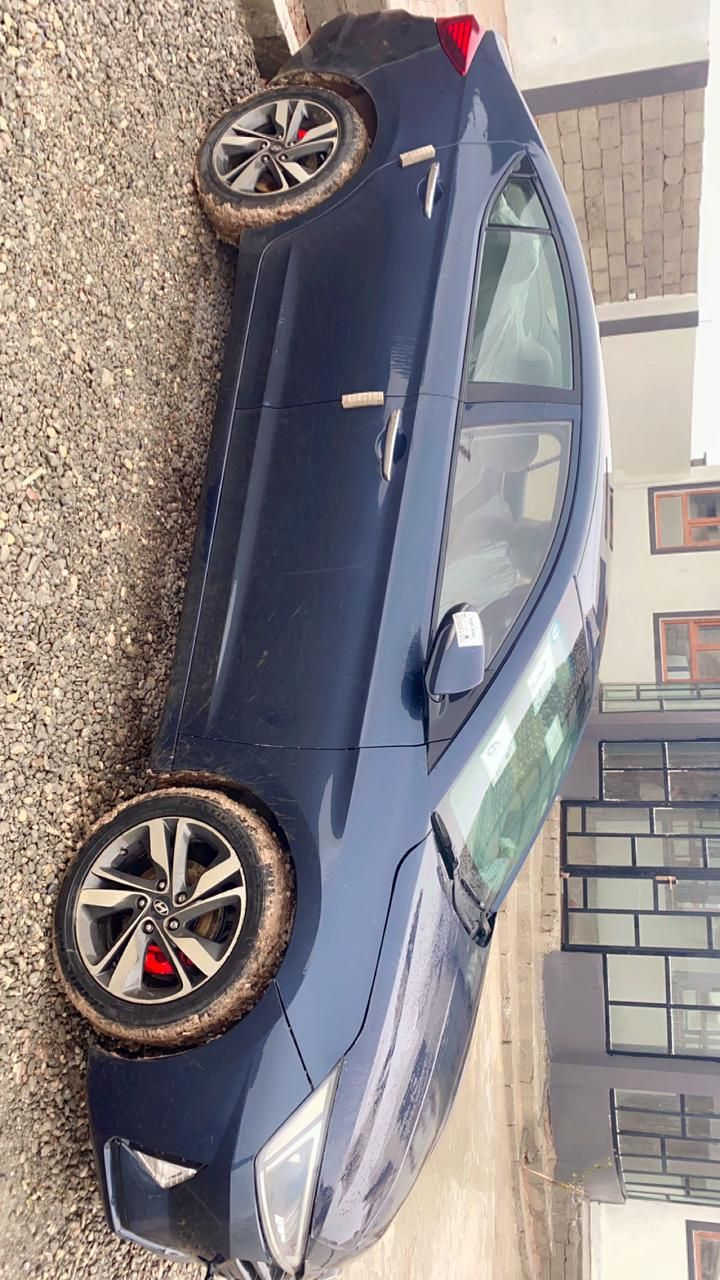 هونداي النترا 2020✅
خليجيه السياره ✅✅
گير itوضع شركه ✅✅✅
محرك 16دوش ✅✅✅✅✅
اللون ازرق نيلي ✅✅✅✅✅✅
السيارة باسمي ✅
رقم بغداد مشروع وطني – شرط التحويل وين ما تريد ✅

فئة n_lineفول مواصفات:

نظام ECO

نظام SPORT

نظام CRASH

نظام TERPO

مقاعد جلد أورڤال

تحكمات ستيرن

4 أنظمة قيادة

شاشة LEP

كاميرا خلفية 🎥

تحديد مسار

طقم أمامي + خلفي جديد

السيارة جديدة برغي، متحتاج أي مصرف لسنة كاملة 💪

📍 حادثها: بيهه مكانات بخ فقط 
📞 ***********
📱 واتساب: ***********

🔴 السعر قفلهه 💵 135قفل   💸✅

#النترا #هيونداي #Hyundai_Elantra #هاتشباك #سيارات_العراق #بغداد #Iraq_Kurd_Cars #بيع_سيارات #هيونداي_النترا #سيارات_نظيفه
