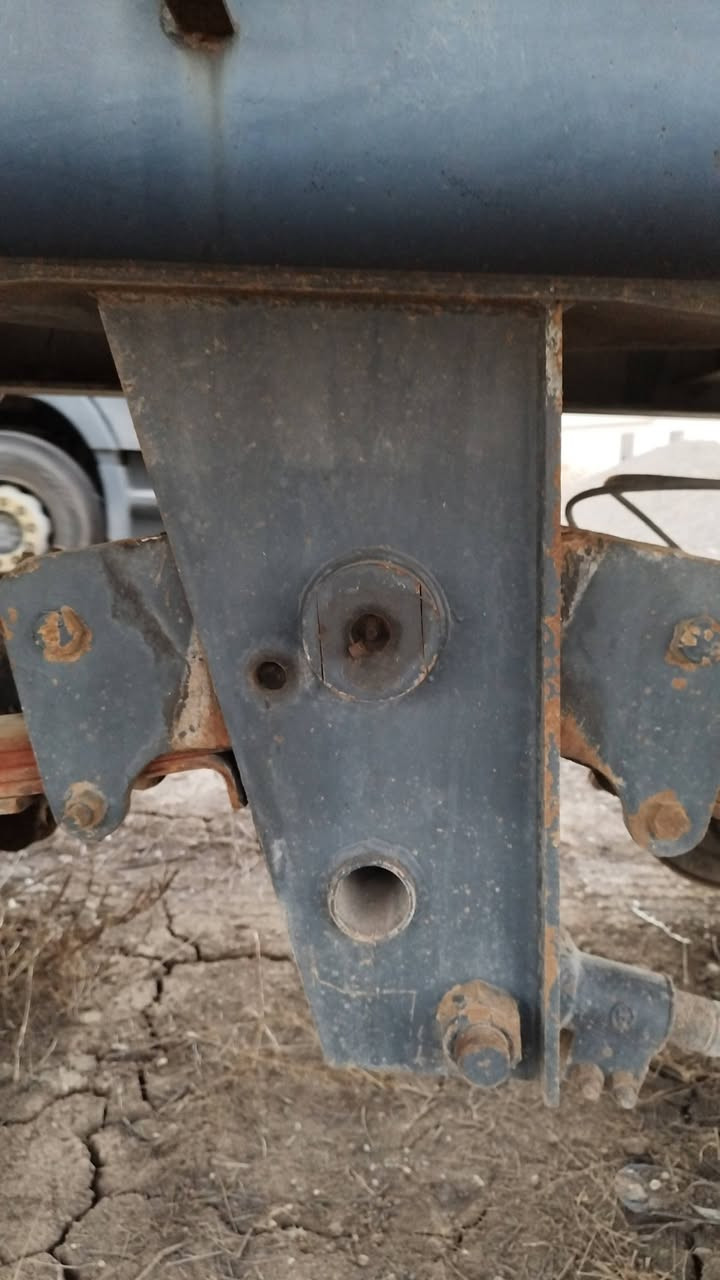 البيع تانكي ردني حموله 45الف 
شاصي 12
مجموعه 14صيني 
بدون ويل وتاير 
مكانه بغداد التاجي 
تفاصيل اكثر تصل ***********
تانكي جديد حيل
