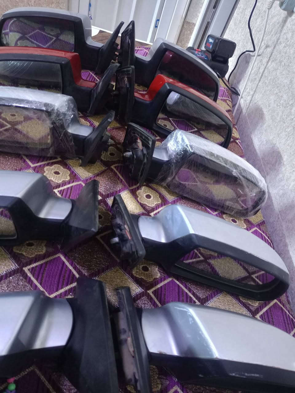 اغراض حاويه جدد اتصل او خاص 
يوجد توصيل لجميع المحافضات 
***********
