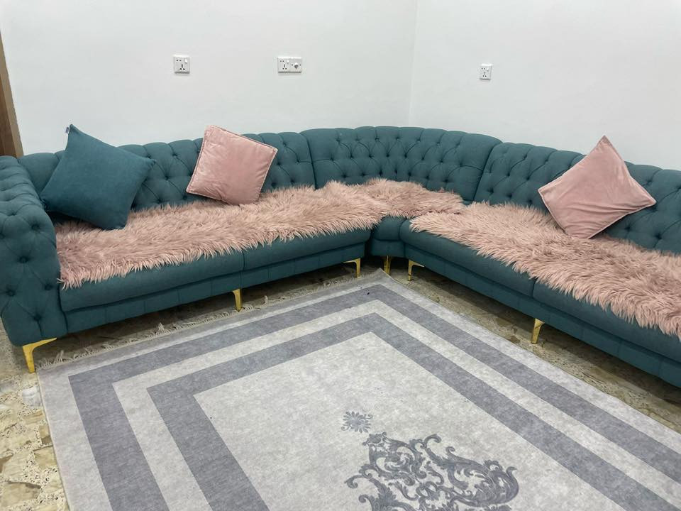 للبيع مستعجل ***********
